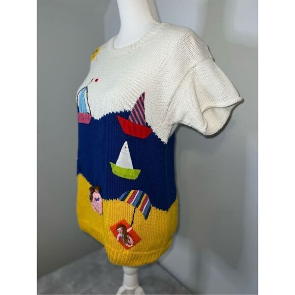 VINTAGE Crochet Short Sleeve Knit 3D Sweater - Picture 3 of 10